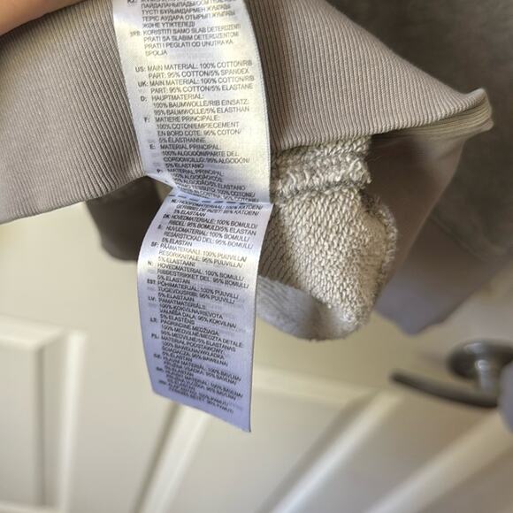 Adidas x Peloton Grey Crewneck Sweatshirt size XL - Picture 9 of 9